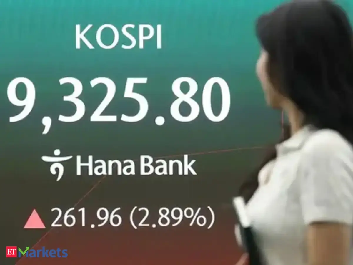 South Korea triggers 'sidecar' trading halt, KOSPI slumps over 7%