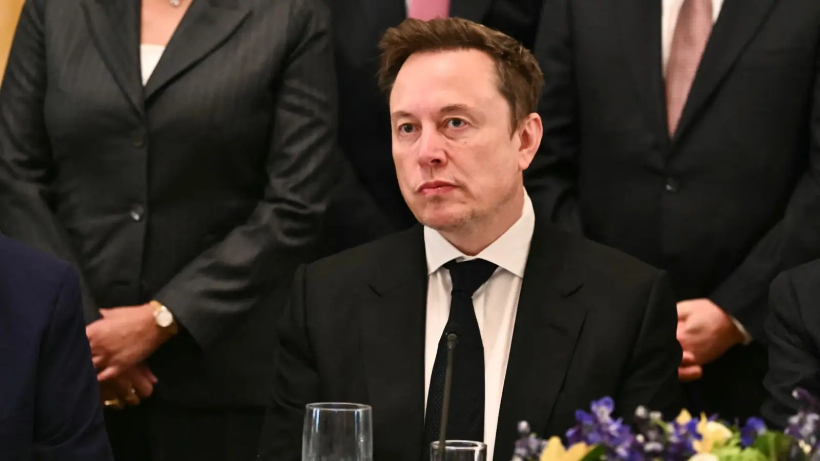 Elon Musk says Trump is 'ultimately' responsible for any curbs on Ukraine's Starshield systems