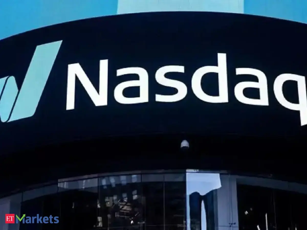US stocks: Nasdaq slides toward one-month low as AI selloff deepens, inflation pressures build
