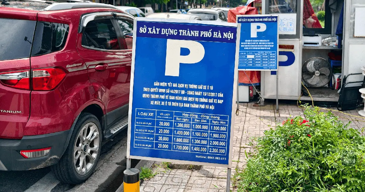 Tất cả người đi xe máy, ô tô tại Hà Nội lưu ý: Từ nay, giá trông xe có thay đổi quan trọng, cao nhất lên đến 7,5 triệu đồng