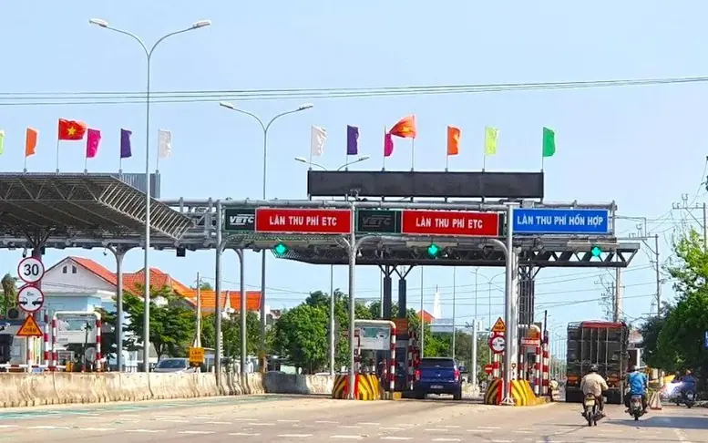 Phát hiện hàng trăm lượt xe được miễn phí sai quy định qua BOT Hòa Phước
