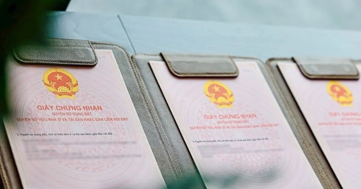 UBND cấp tỉnh quy định thủ tục thu hồi, cấp lại sổ đỏ