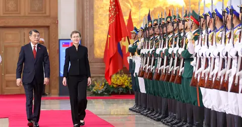 Thủ tướng Lê Minh Hưng chủ trì lễ đón chính thức Thủ tướng Liechtenstein