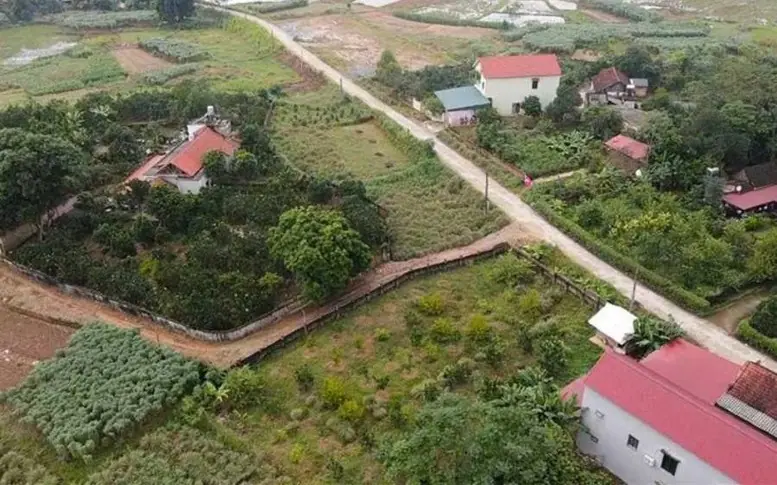 Căn cứ tính tổng hạn mức đất ở của hộ gia đình, cá nhân
