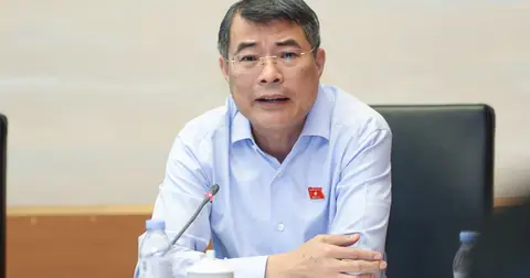 Thủ tướng: Thuốc, thiết bị y tế bị đội giá cao gây thiệt hại lớn cho cả người bệnh và Nhà nước