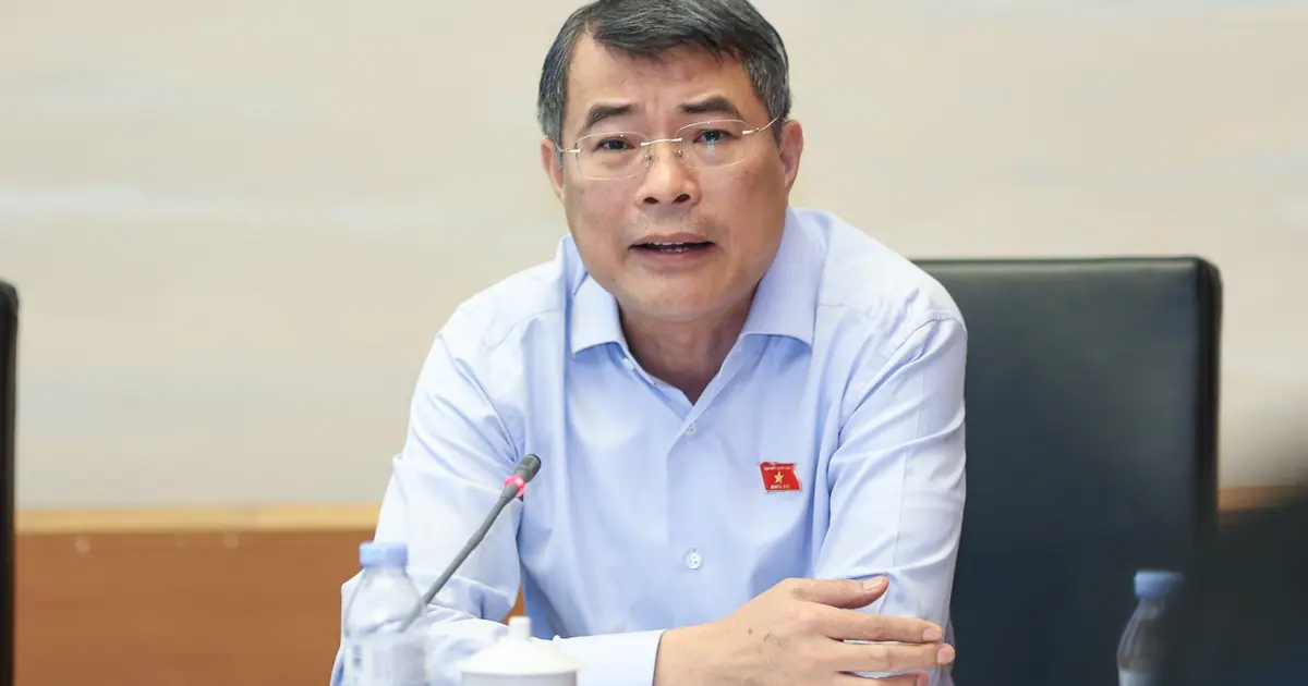 Thủ tướng: Thuốc, thiết bị y tế bị đội giá cao gây thiệt hại lớn cho cả người bệnh và Nhà nước