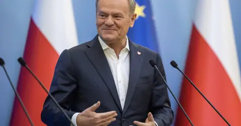Poland's Prime Minister Donald Tusk to visit Viet Nam this week