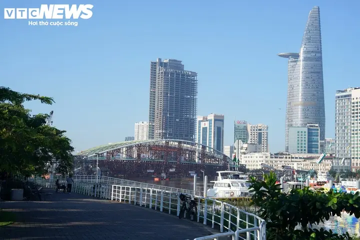 Ông Trương Hùng, Phó Chủ tịch Hội đồng quản trị Công ty Cổ phần Thực phẩm dinh dưỡng Nutifood, cho biết lễ hợp long là cột mốc quan trọng sau hơn một năm triển khai dự án. Theo ông Hùng, Nutifood tài…