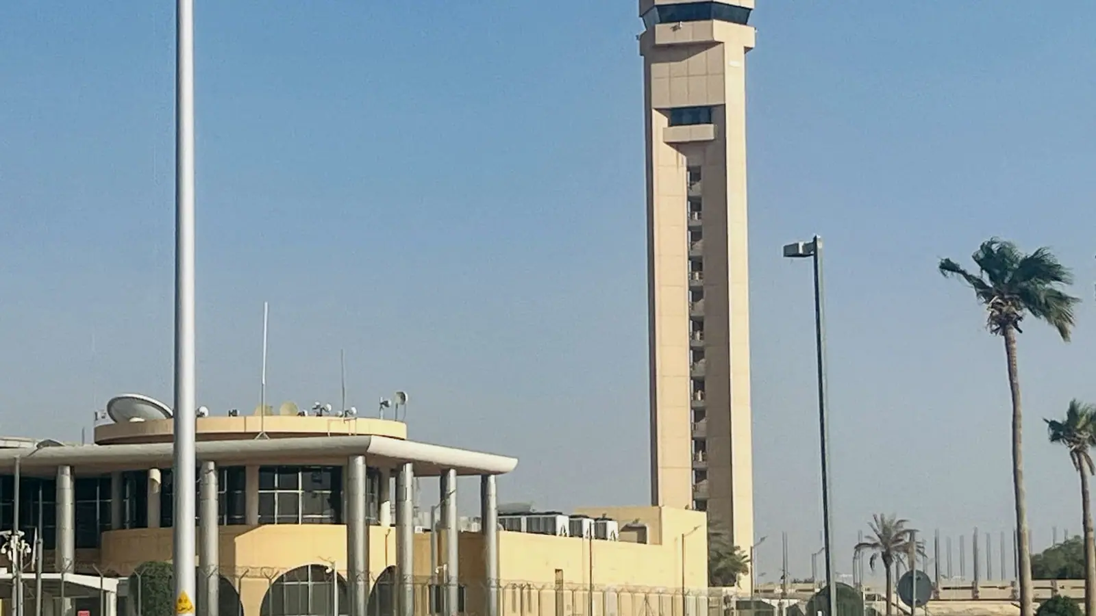 U.S. pulls diplomats from Saudi Arabia as it reportedly readies Iran strikes after midterms