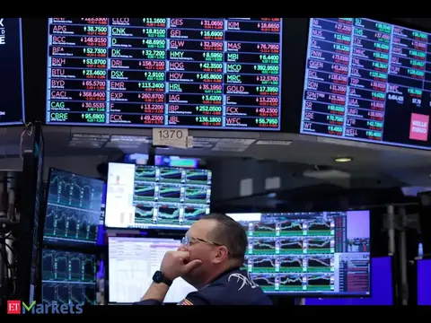 US stocks today: US stocks open lower as AI jitters return, oil rises
