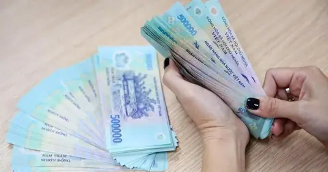 Sang năm 2027, người lao động có thu nhập 50 triệu đồng phải đóng thuế TNCN bao nhiêu?