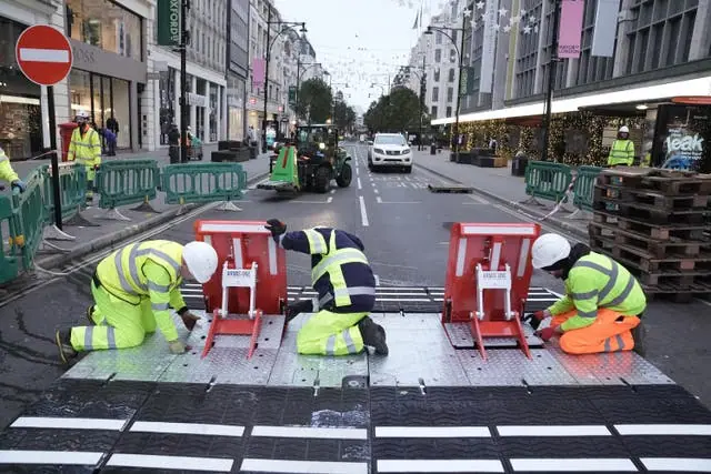 Final preparations are made on Oxford Street as pedestrianisation comes into force (/PA)
