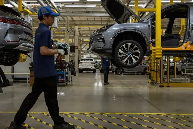 Thái Lan đang trả giá vì mở cửa cho xe điện Trung Quốc tràn vào ồ ạt - Ảnh 1.