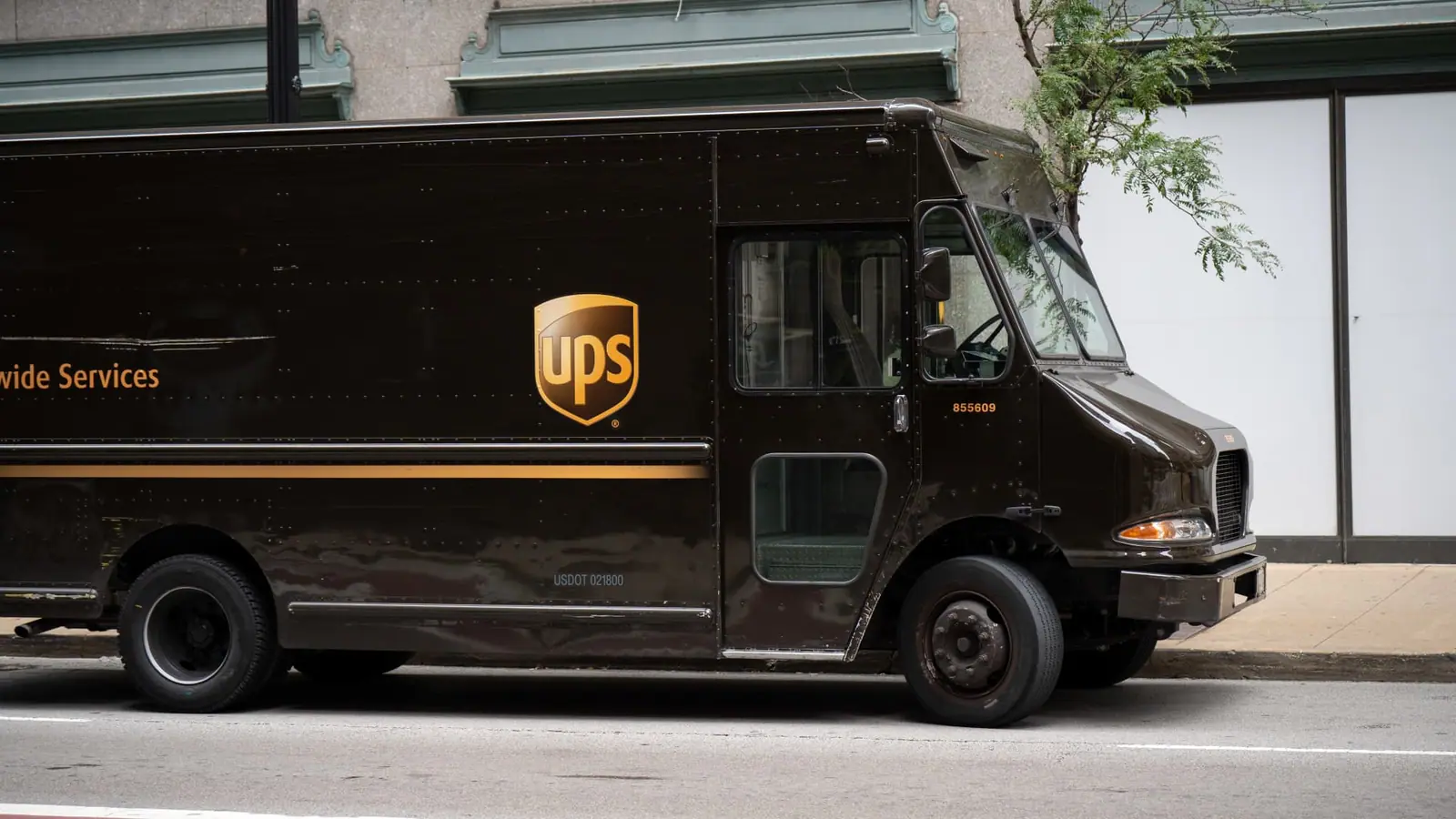 UPS beats quarterly expectations, raises full-year guidance again