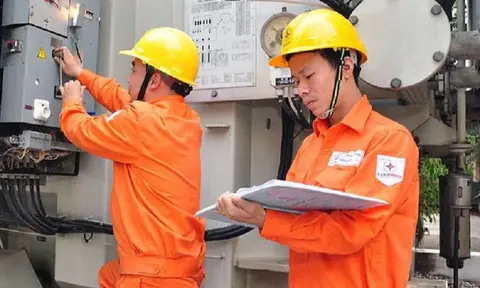 Phó Thủ tướng: Xem xét giảm giá điện từ 1/11