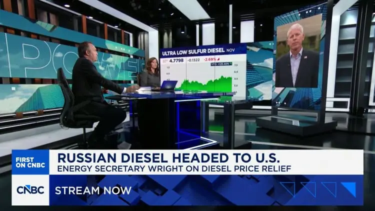 Energy Secretary on Russian diesel headed to U.S.: This is Trump trying to use different diplomacy