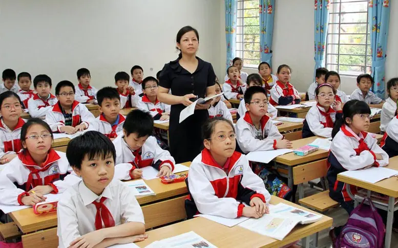 Giáo viên tiểu học phải có bằng cử nhân trở lên - Ảnh 4.