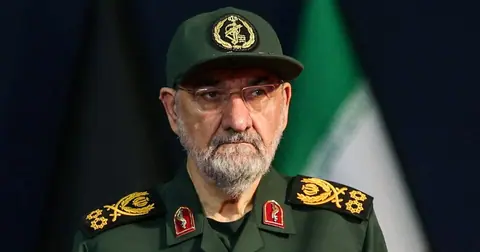 Nguy cơ Mỹ - Israel nối lại tấn công: Quan chức an ninh Iran họp với Lãnh tụ Tối cao
