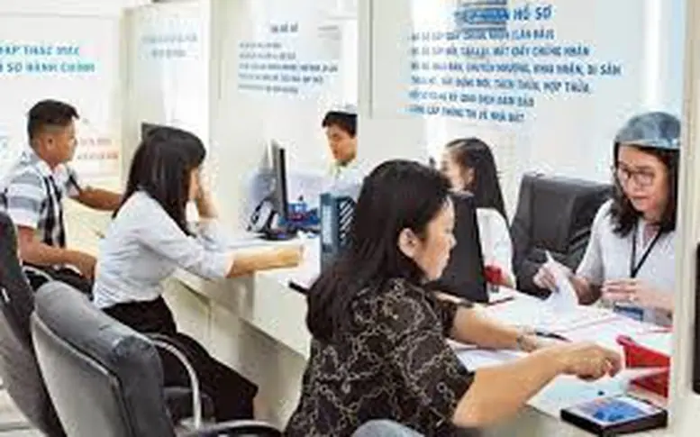 Viên chức biệt phái làm công chức có được phụ cấp công vụ - Ảnh 3.