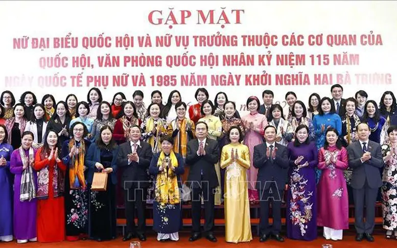Tổng Bí thư, Chủ tịch nước Tô Lâm gặp mặt nữ đại biểu Quốc hội khóa XVI - Ảnh 6.