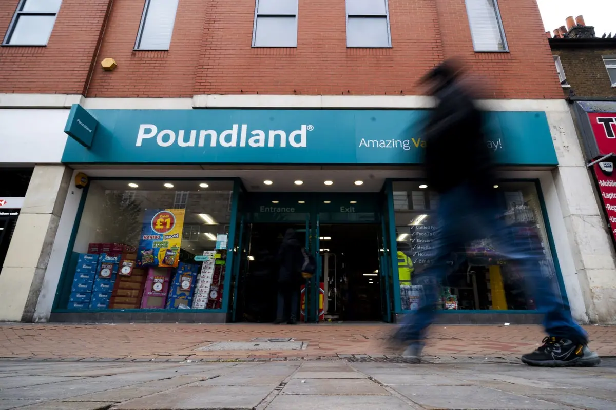 Poundland to appoint administrators with thousands of jobs at risk