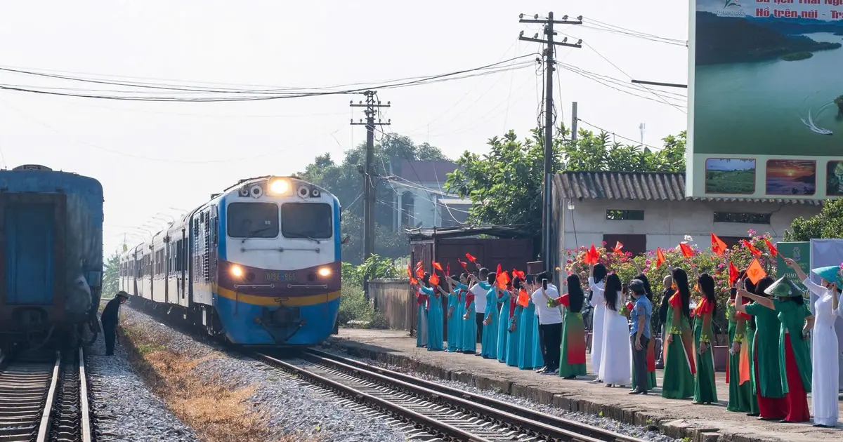 Sáng nay - 30/10, một đoàn tàu đặc biệt vừa khởi hành từ ga Hà Nội