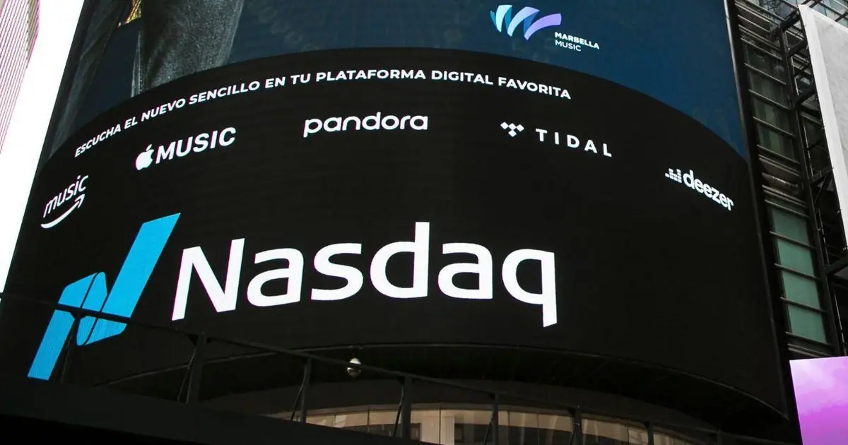 Tech stocks crushed as Nasdaq tumbles more than 800 points