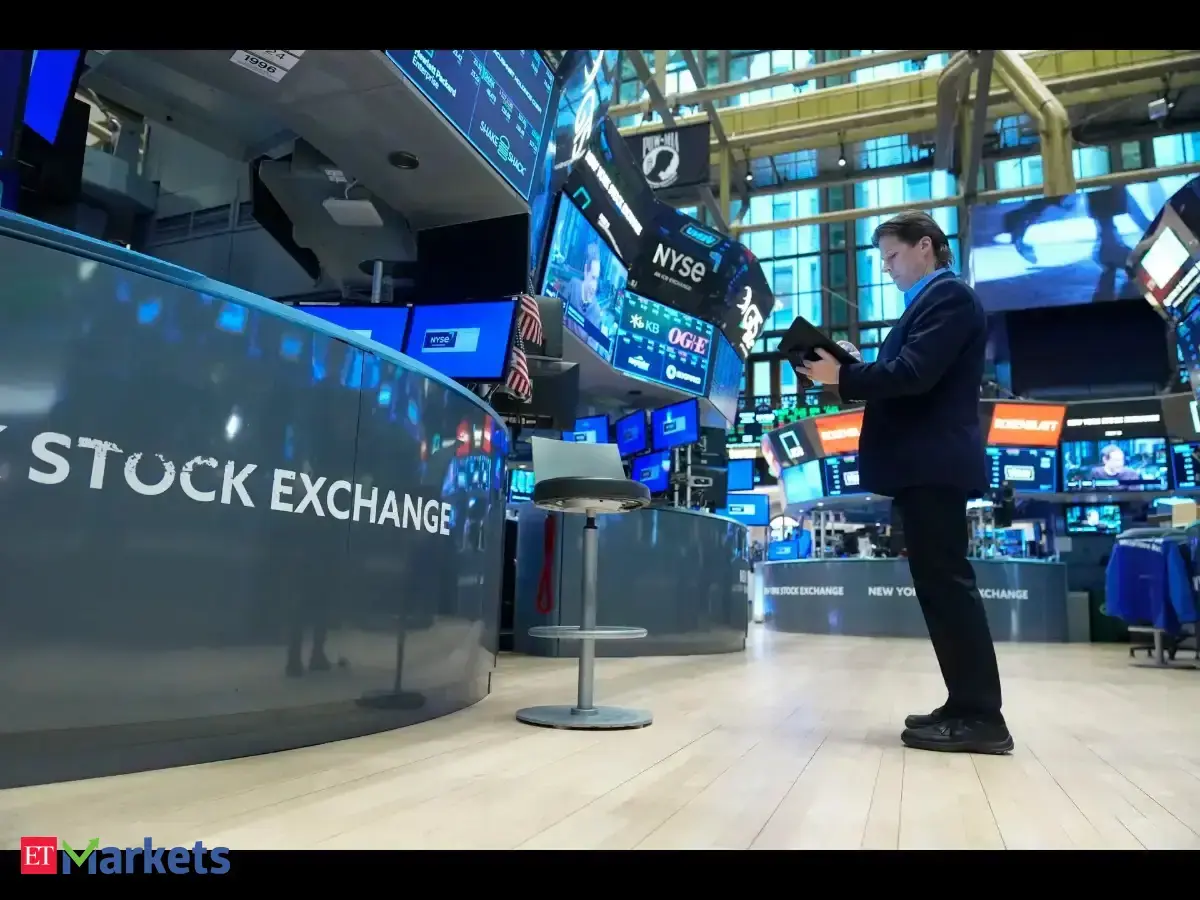 US stocks today: Nasdaq sinks 2.2% as Amazon, Intel fuel fresh fears over AI spending